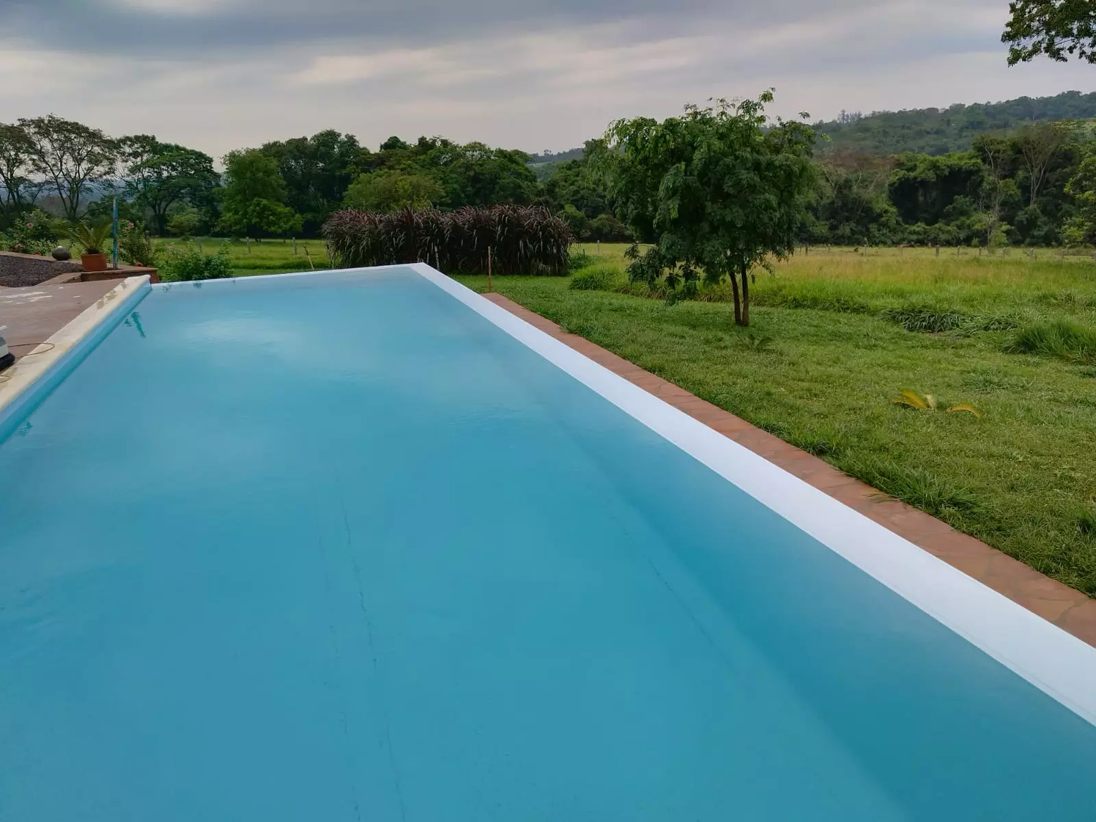 Konstantin Piscinas Paraguay, Schwimmbad, Schwimmbadfolie, Sanierung, Reparatur, Dichtheit, Garantie