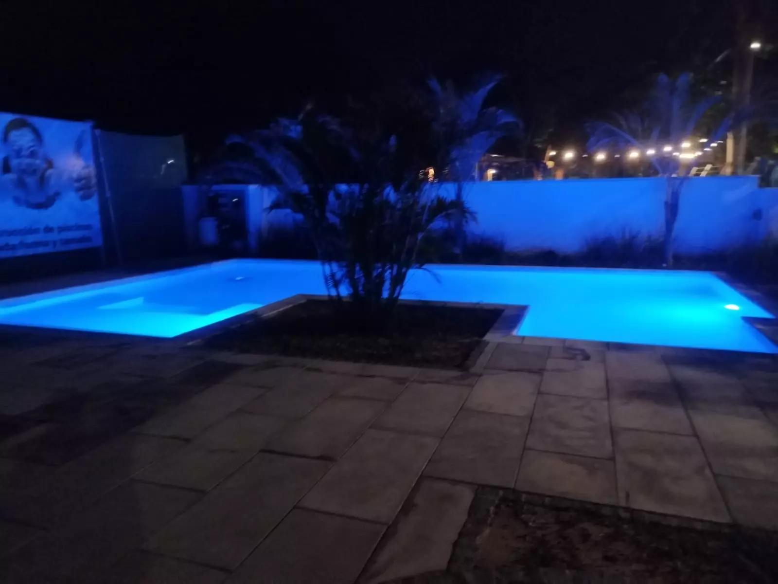 Konstantin Piscinas Paraguay, Schwimmbad, Schwimmbadfolie, Sanierung, Reparatur, Dichtheit, Garantie