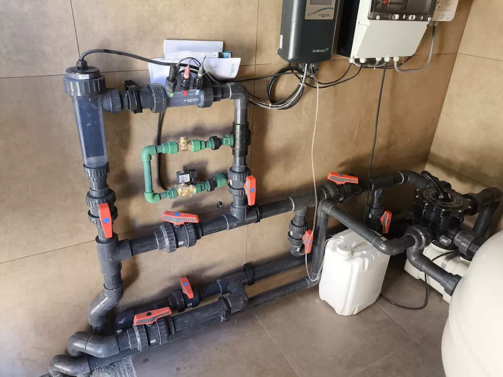 Reparacion Piscinas paraguay, san ber, independencia, encarnacion, bella vista, Konstantin piscinas